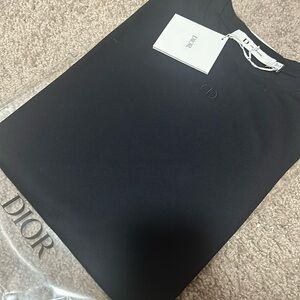 Brand new XS women’s dior tshirt